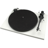 Pro-Ject Essential II Phono USB Turntable with Ortofon OM5e Cartridge